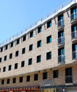 P&V Residence Pas de la Casa Alaska