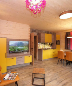 Flying Lodge 1