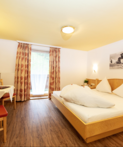 Hotel Garni Tyola 1