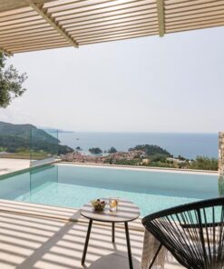 Apolis Villas & Suites Resort