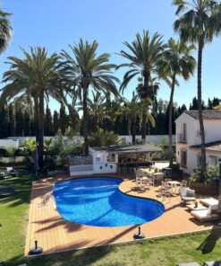 Banus Lodge
