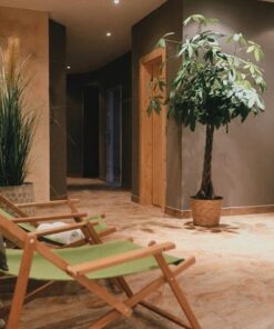 Hotel Beverly Hills 2